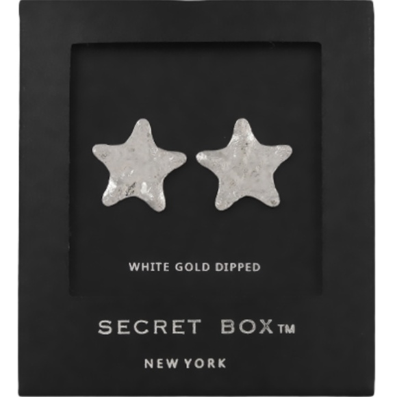 Hammered Star Studs * Metal * Post * 3/4"L - Picture 2 of 2